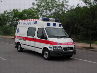 呼玛县救护车护送